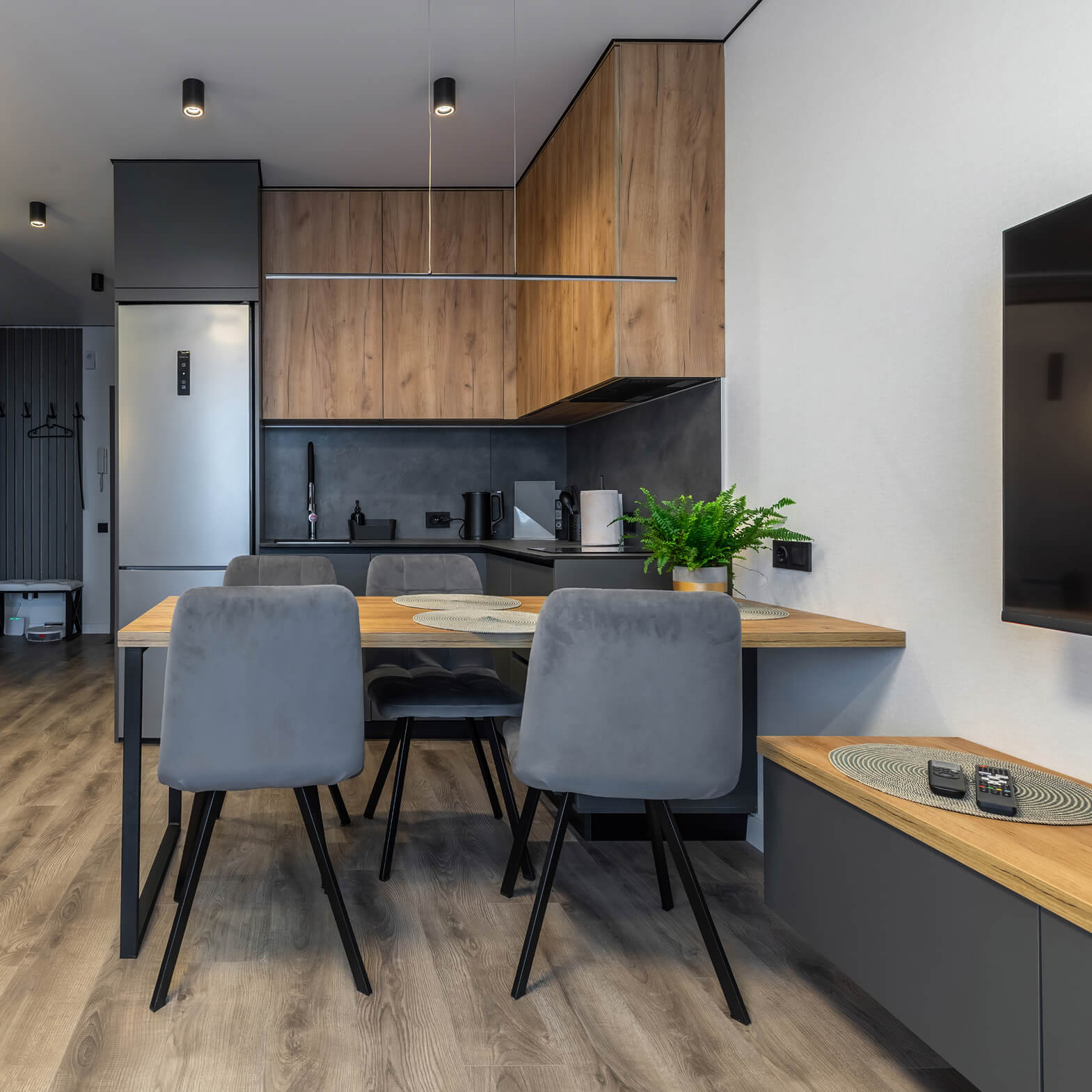 Home renovation and refurbishment project image